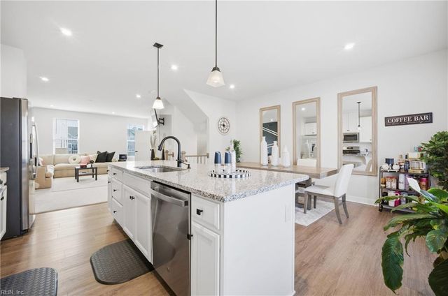 1214 Gunboat DR, Suffolk, VA 23435