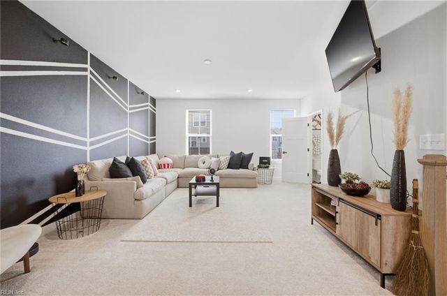 1214 Gunboat DR, Suffolk, VA 23435