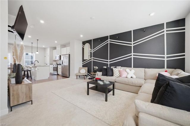 1214 Gunboat DR, Suffolk, VA 23435