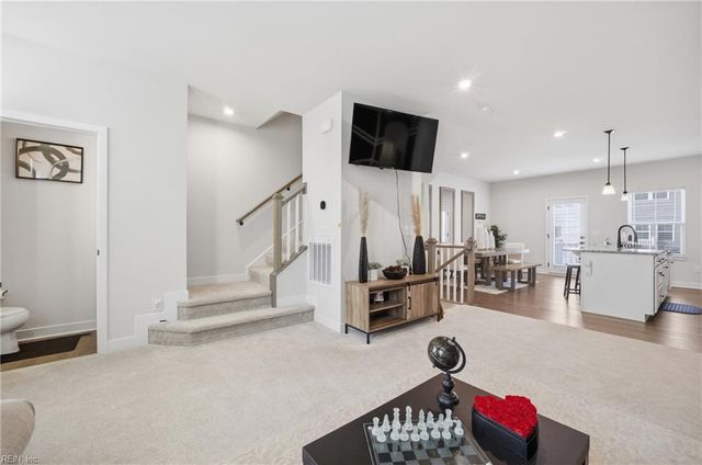 1214 Gunboat DR, Suffolk, VA 23435