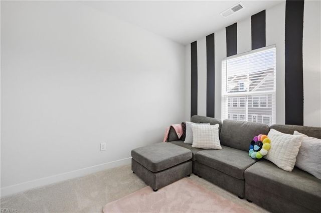 1214 Gunboat DR, Suffolk, VA 23435