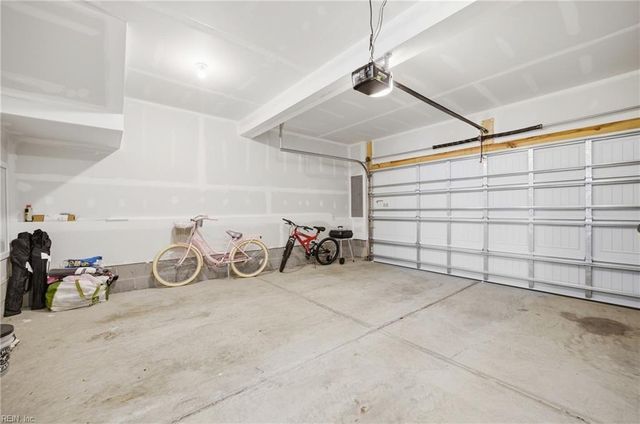 1214 Gunboat DR, Suffolk, VA 23435