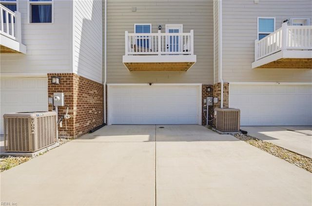 1214 Gunboat DR, Suffolk, VA 23435