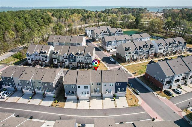 1214 Gunboat DR, Suffolk, VA 23435