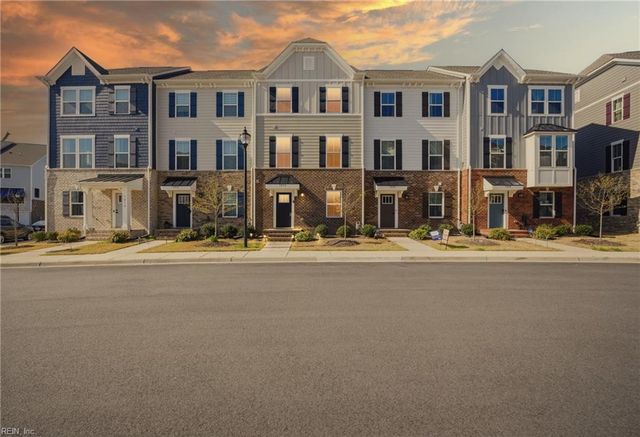 1214 Gunboat DR, Suffolk, VA 23435