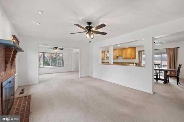 3172 DUPONT PKY, Townsend, DE 19734