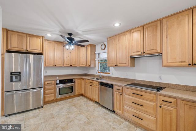 3172 DUPONT PKY, Townsend, DE 19734