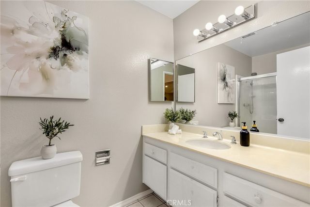 6021 Lindley Avenue 12, Tarzana, CA 91356