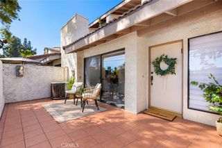 6021 Lindley Avenue 12, Tarzana, CA 91356