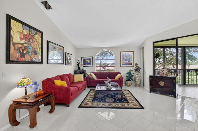 5235 Europa Drive Apt L, Boynton Beach, FL 33437