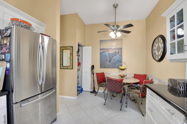 5235 Europa Drive Apt L, Boynton Beach, FL 33437