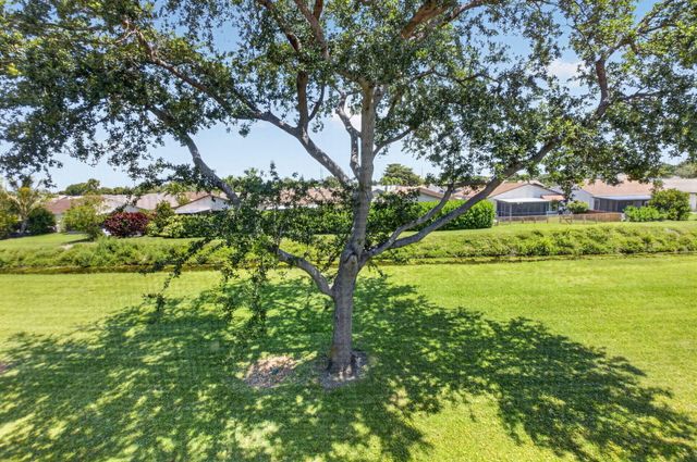 5235 Europa Drive Apt L, Boynton Beach, FL 33437