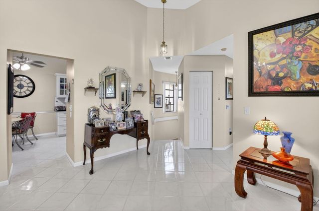 5235 Europa Drive Apt L, Boynton Beach, FL 33437