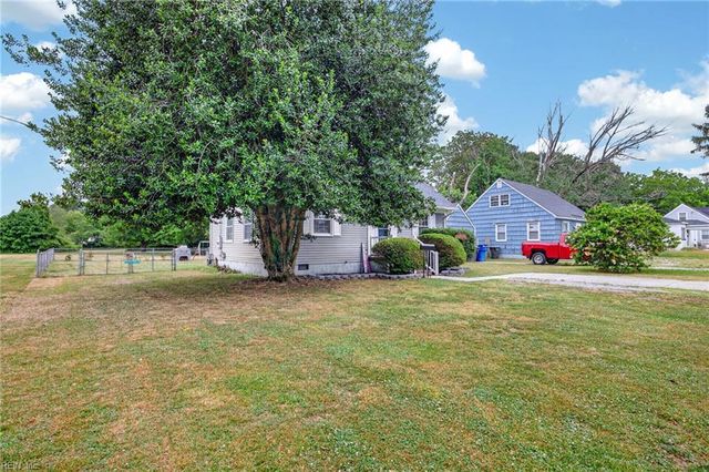 635 Harpersville RD, Newport News, VA 23601