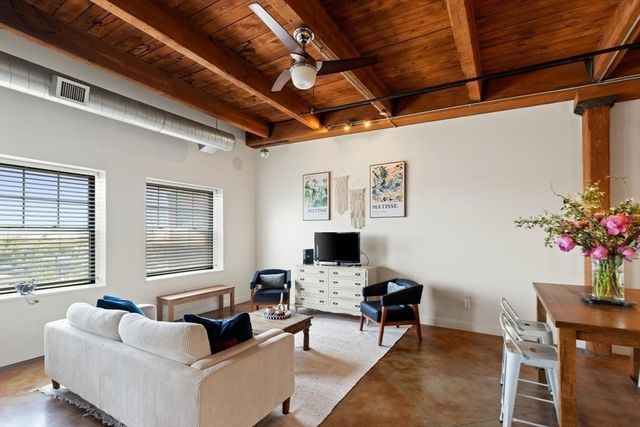 60 Dudley St 322, Chelsea, MA 02150
