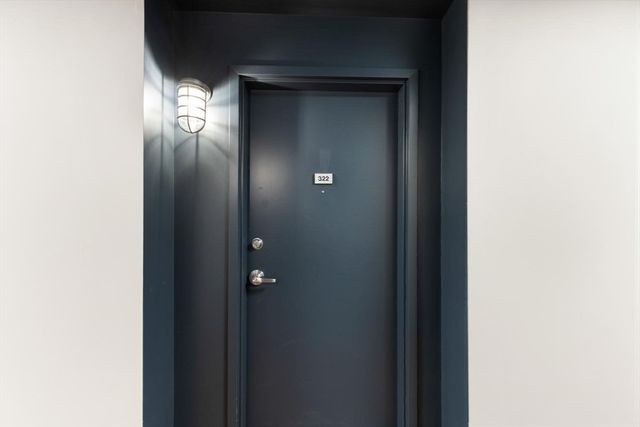 60 Dudley St 322, Chelsea, MA 02150