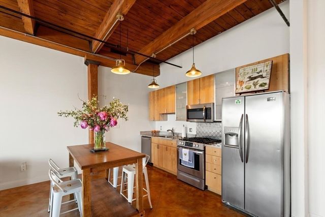 60 Dudley St 322, Chelsea, MA 02150