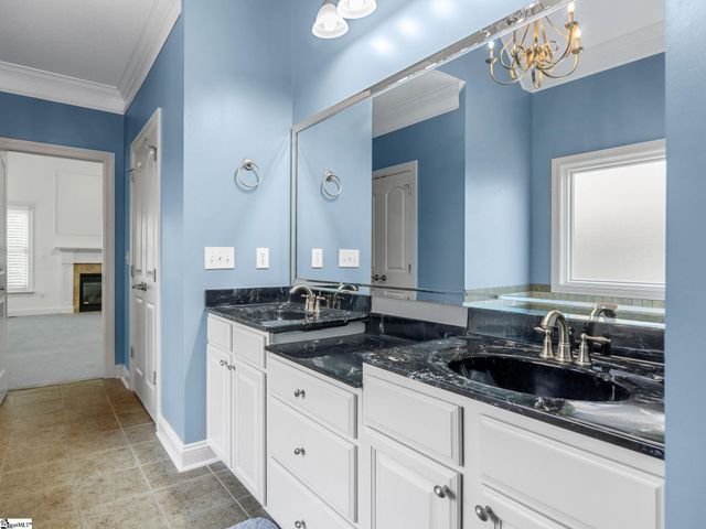 351 S Woodfin Ridge Drive, Inman, SC 29349