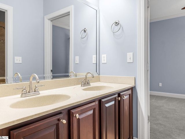 351 S Woodfin Ridge Drive, Inman, SC 29349