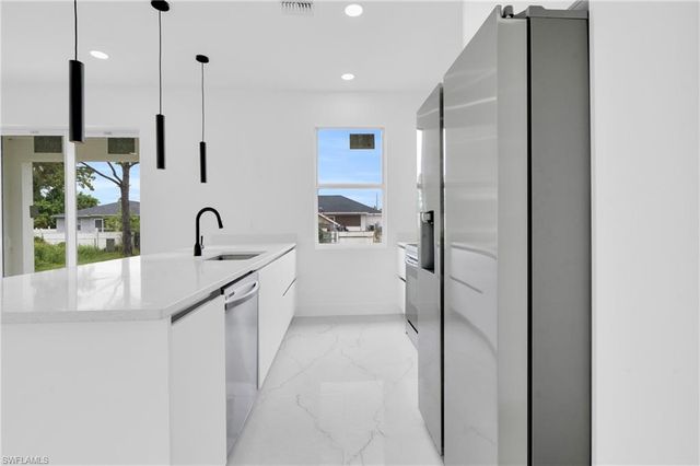 2614 19th ST W, Lehigh Acres, FL 33971