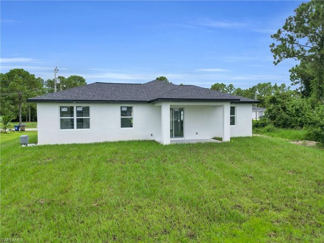 2614 19th ST W, Lehigh Acres, FL 33971