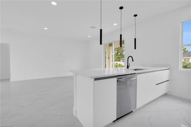 2614 19th ST W, Lehigh Acres, FL 33971