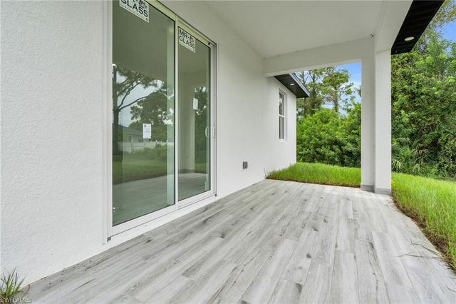 2614 19th ST W, Lehigh Acres, FL 33971