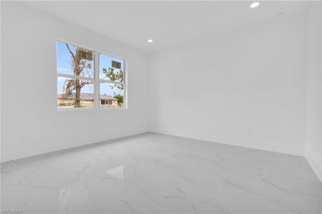 2614 19th ST W, Lehigh Acres, FL 33971