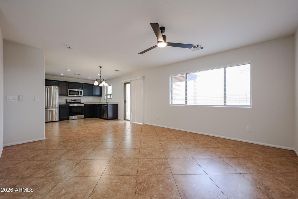 22557 N Davis Way, Maricopa, AZ 85138 — photo 3