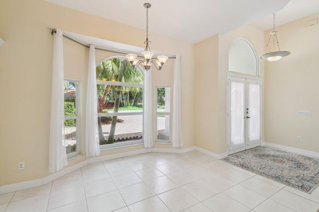 1190 SW Mirror Lake Cove, Port St Lucie, FL 34953