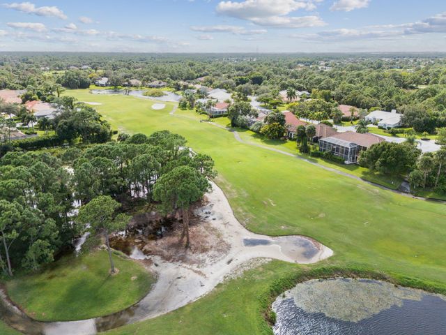 1190 SW Mirror Lake Cove, Port St Lucie, FL 34953