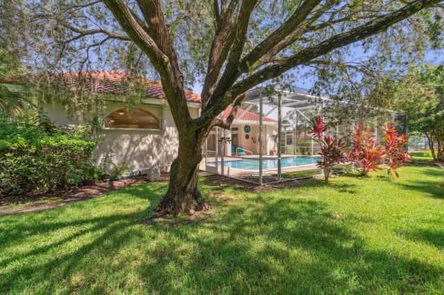 1190 SW Mirror Lake Cove, Port St Lucie, FL 34953