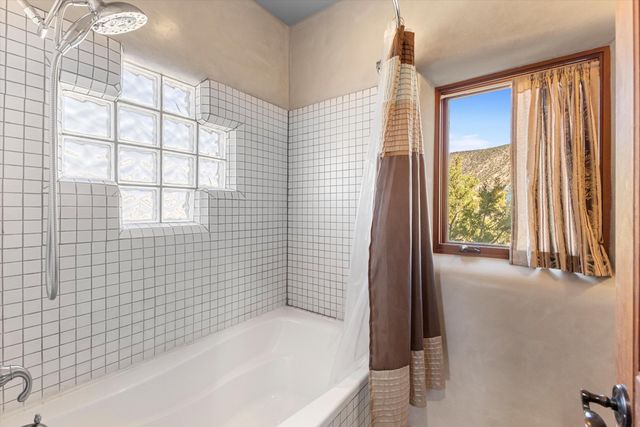 234 Cerrito De Baca Road, Ojo Caliente, NM 87549