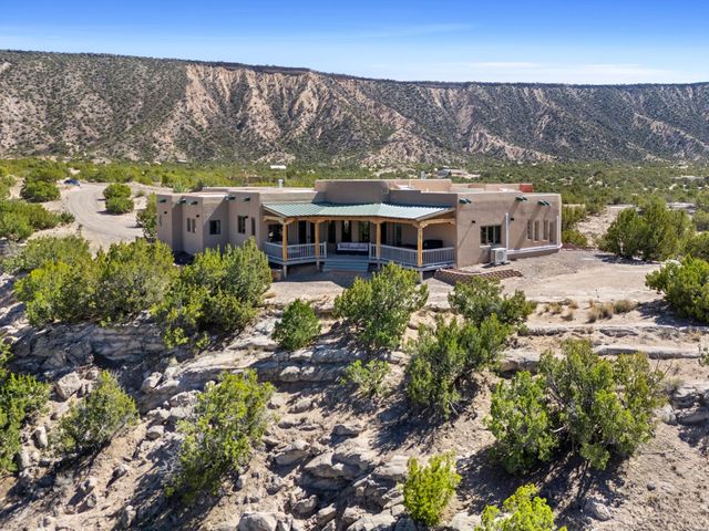 234 Cerrito De Baca Road, Ojo Caliente, NM 87549