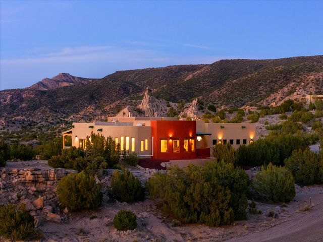 234 Cerrito De Baca Road, Ojo Caliente, NM 87549