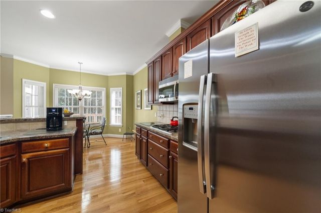 134 Graywood Court, Advance, NC 27006