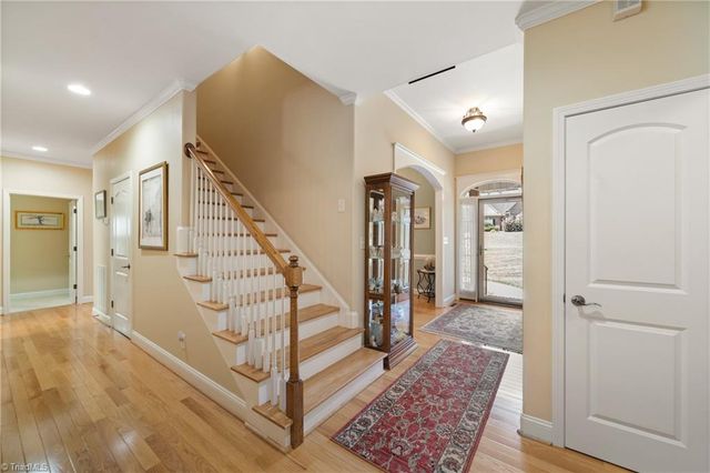134 Graywood Court, Advance, NC 27006