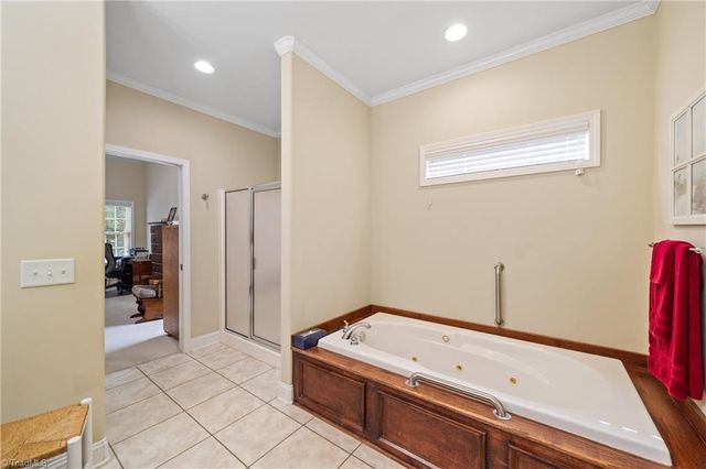 134 Graywood Court, Advance, NC 27006