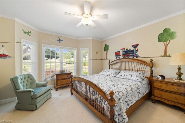 134 Graywood Court, Advance, NC 27006