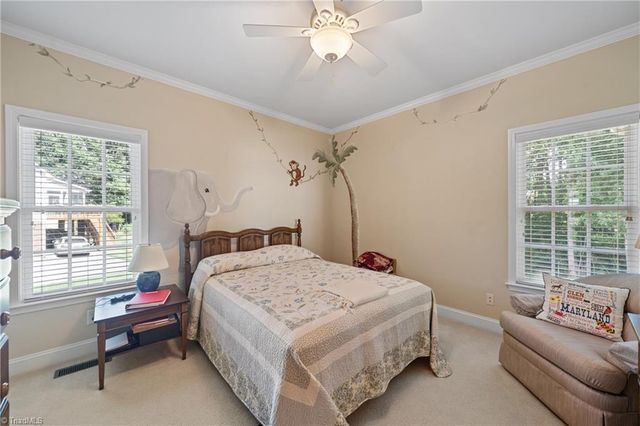 134 Graywood Court, Advance, NC 27006