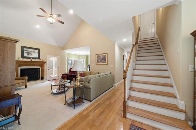 134 Graywood Court, Advance, NC 27006