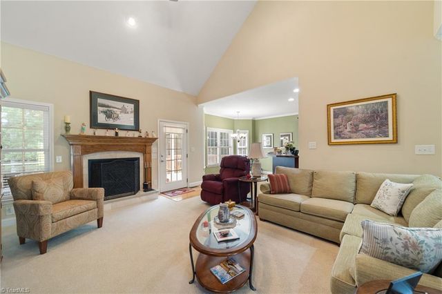 134 Graywood Court, Advance, NC 27006