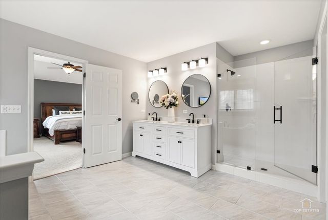 3848 Junebreeze Lane, Naperville, IL 60564