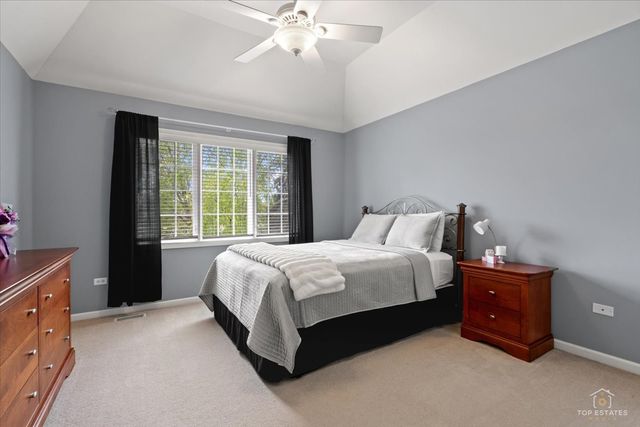 3848 Junebreeze Lane, Naperville, IL 60564