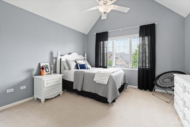 3848 Junebreeze Lane, Naperville, IL 60564