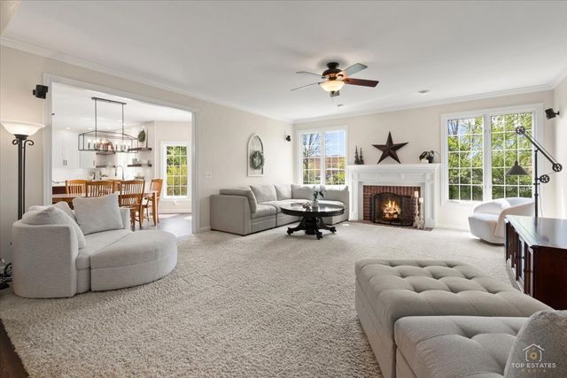 3848 Junebreeze Lane, Naperville, IL 60564