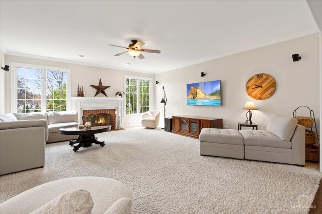 3848 Junebreeze Lane, Naperville, IL 60564