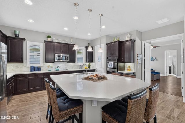 910 Creekwood Drive, Ormond Beach, FL 32174