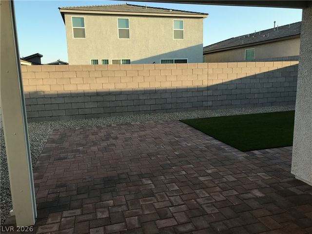10195 Handline Chute Street, Las Vegas, NV 89166