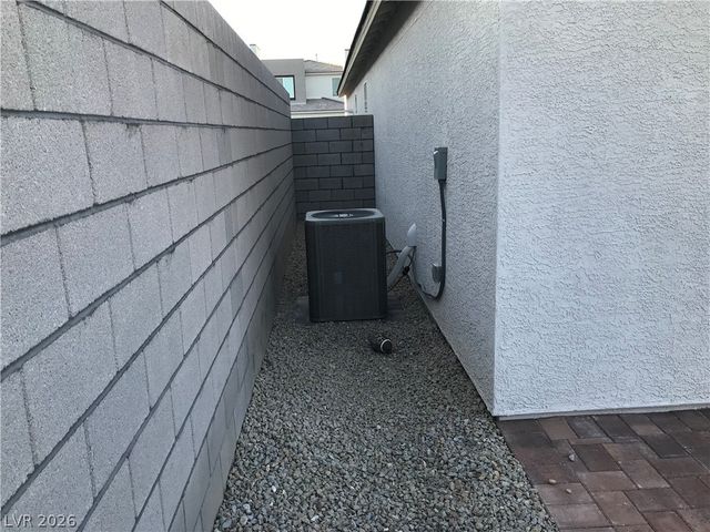 10195 Handline Chute Street, Las Vegas, NV 89166